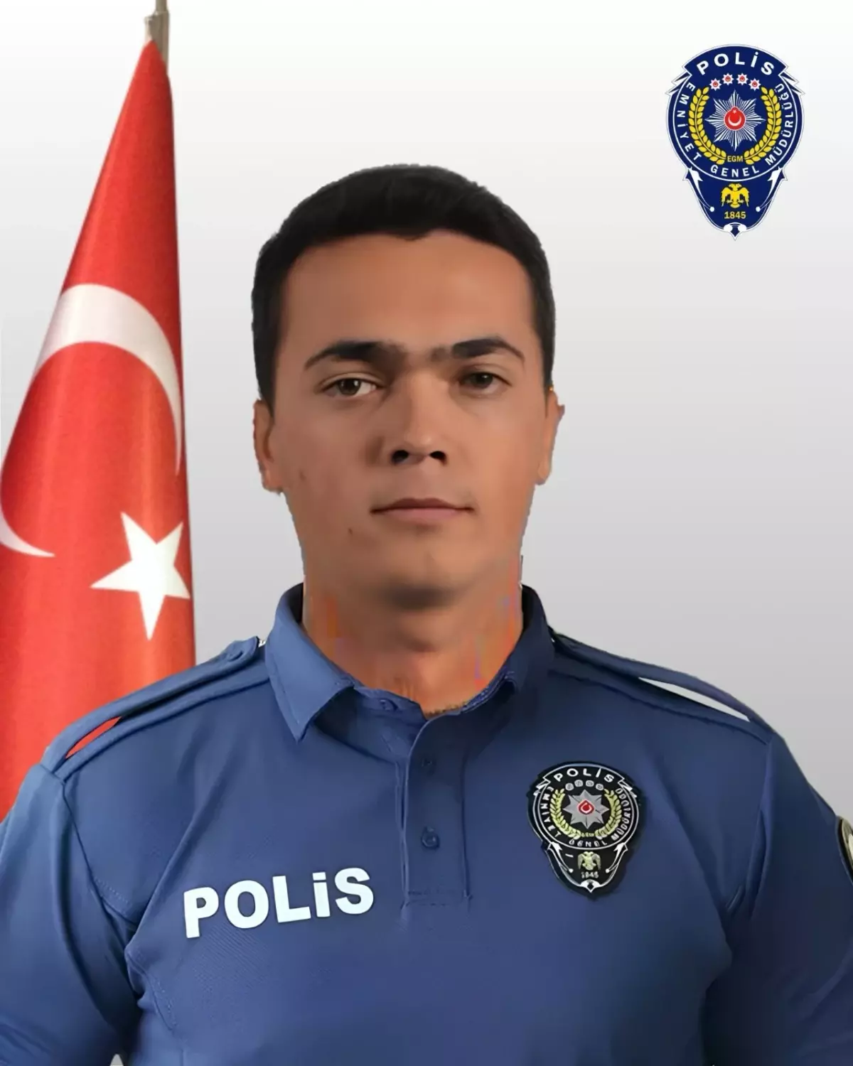 İçişleri Bakanı Yerlikaya\'dan Şehit Polis Memuru Zeki Bacak İçin Başsağlığı Mesajı