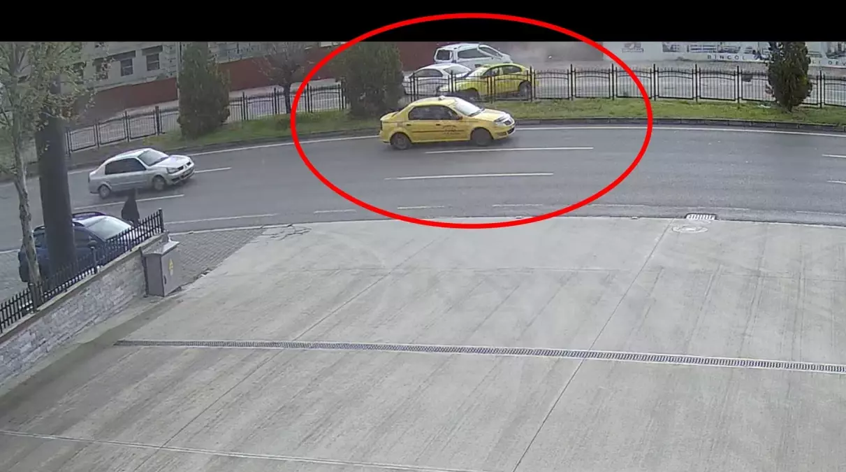 Bingöl\'de Zincirleme Kaza Görüntüleri Ortaya Çıktı