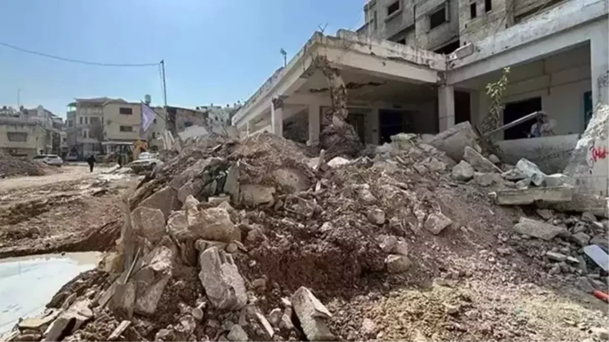 İsrail\'in Gazze Saldırısında Can Kaybı 51 Bini Aştı