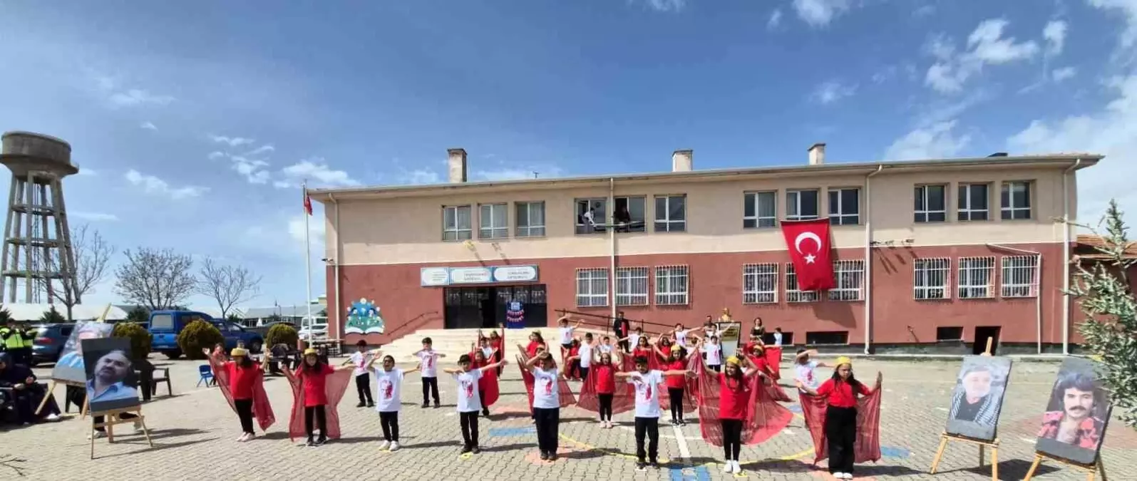 Öğrenciler Sanatçıları Unutmadı