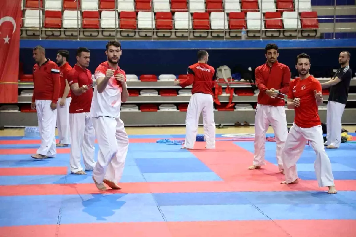Karate Milli Takımı Ağrı\'da Son Kampını Yapıyor