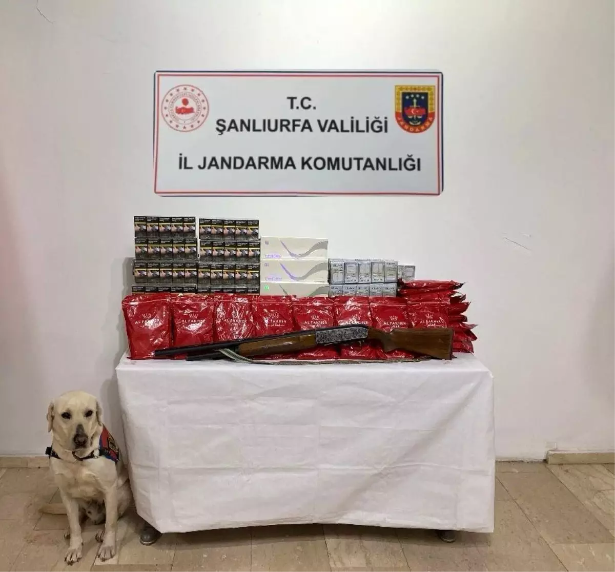 Şanlıurfa\'da Kaçak Alkol ve Tütün Operasyonu