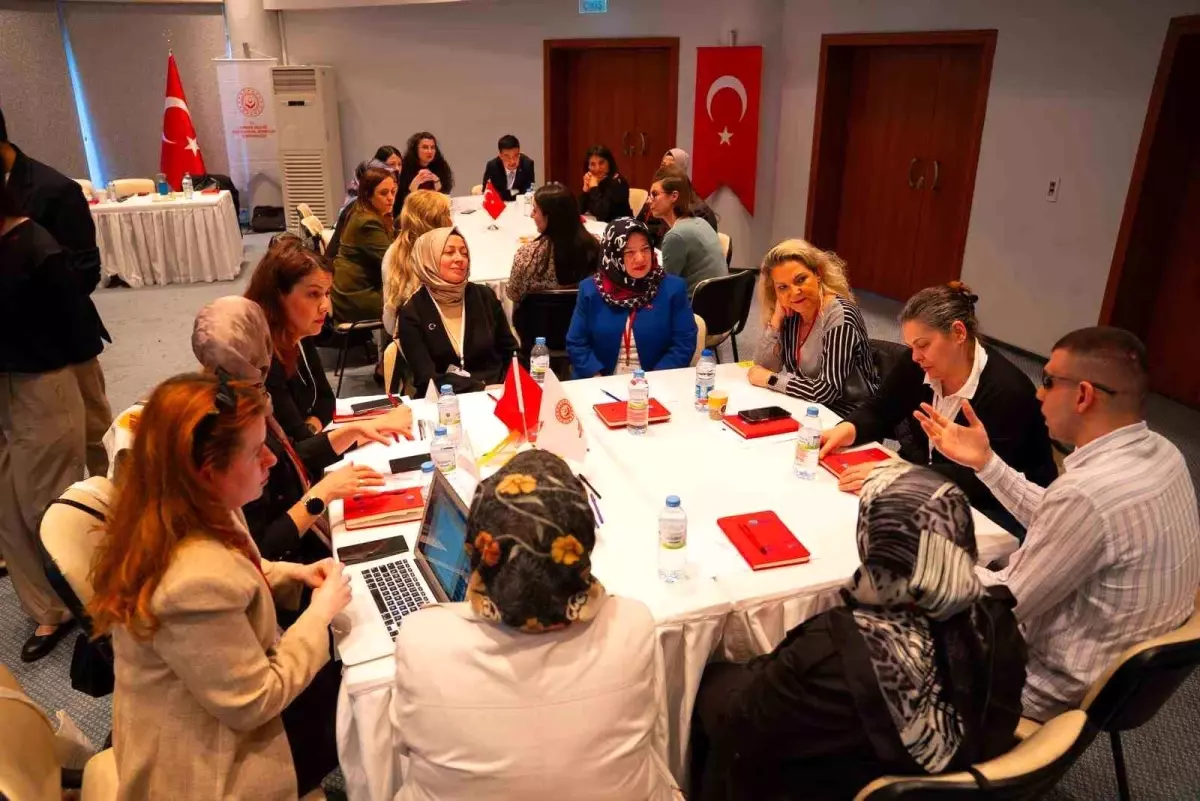 Şehit aileleri ve gaziler, "Yas Süreci ve Yeniden Hayata Tutunmak" projesiyle bir araya geldi