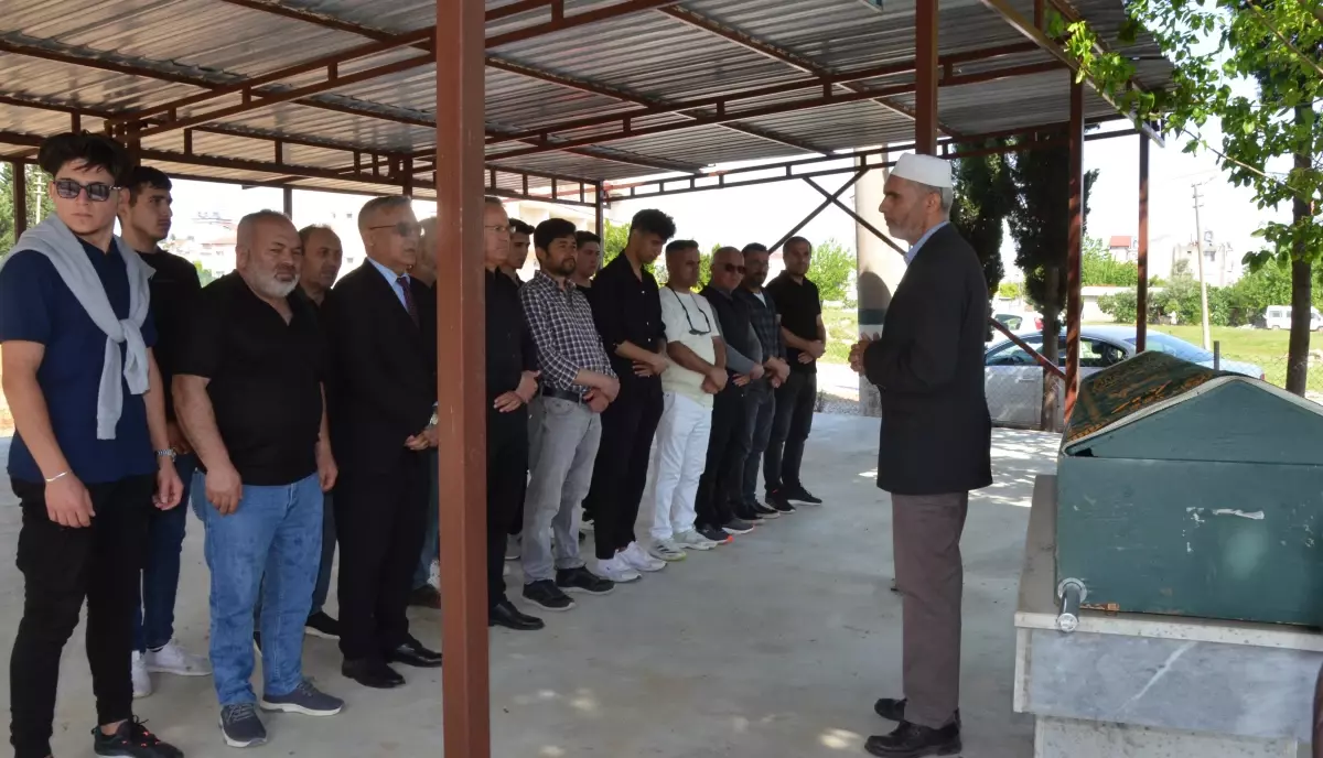 Sefa Çağlar Kılavuz\'un Cenazesi Defnedildi