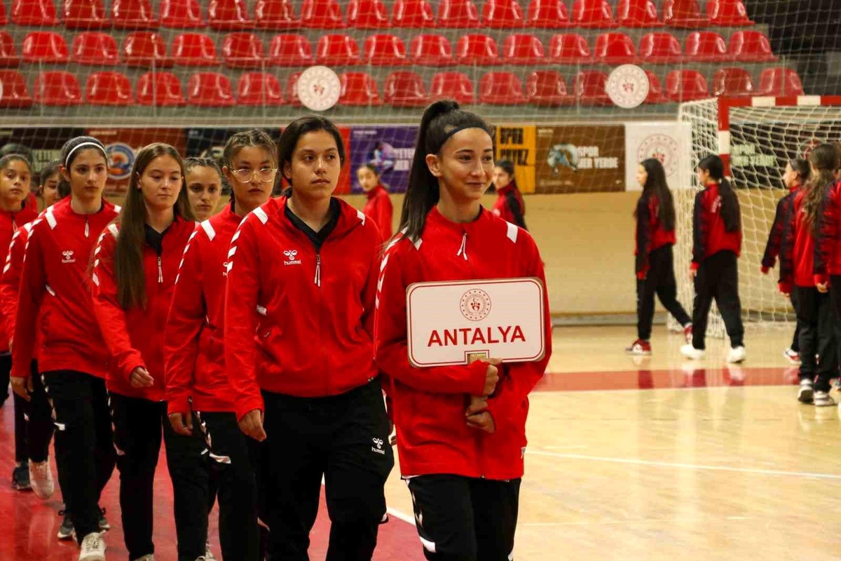 Okul Sporları Futsal Yıldızlar Türkiye Birinciliği Başladı