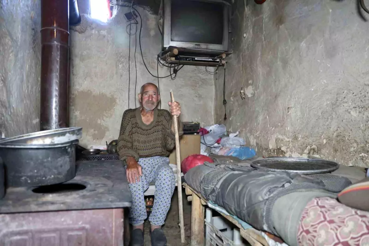 71 Yaşındaki Suat Amca\'nın Draması