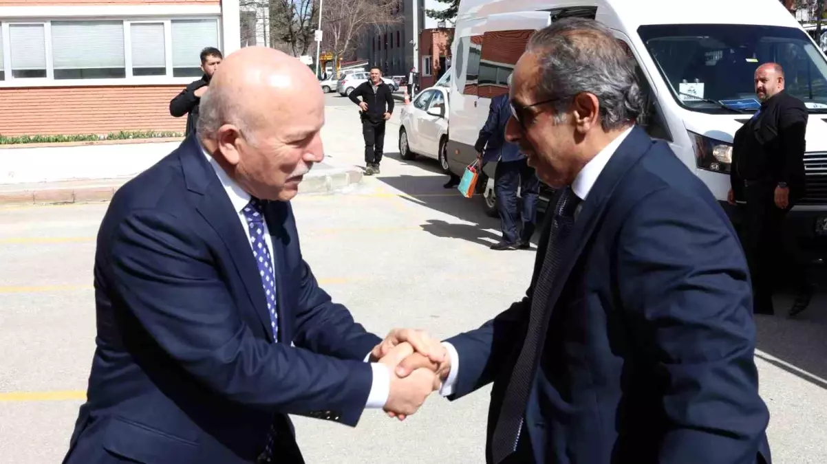 Arap Devletleri Ligi Büyükelçileri Erzurum\'u Ziyaret Etti