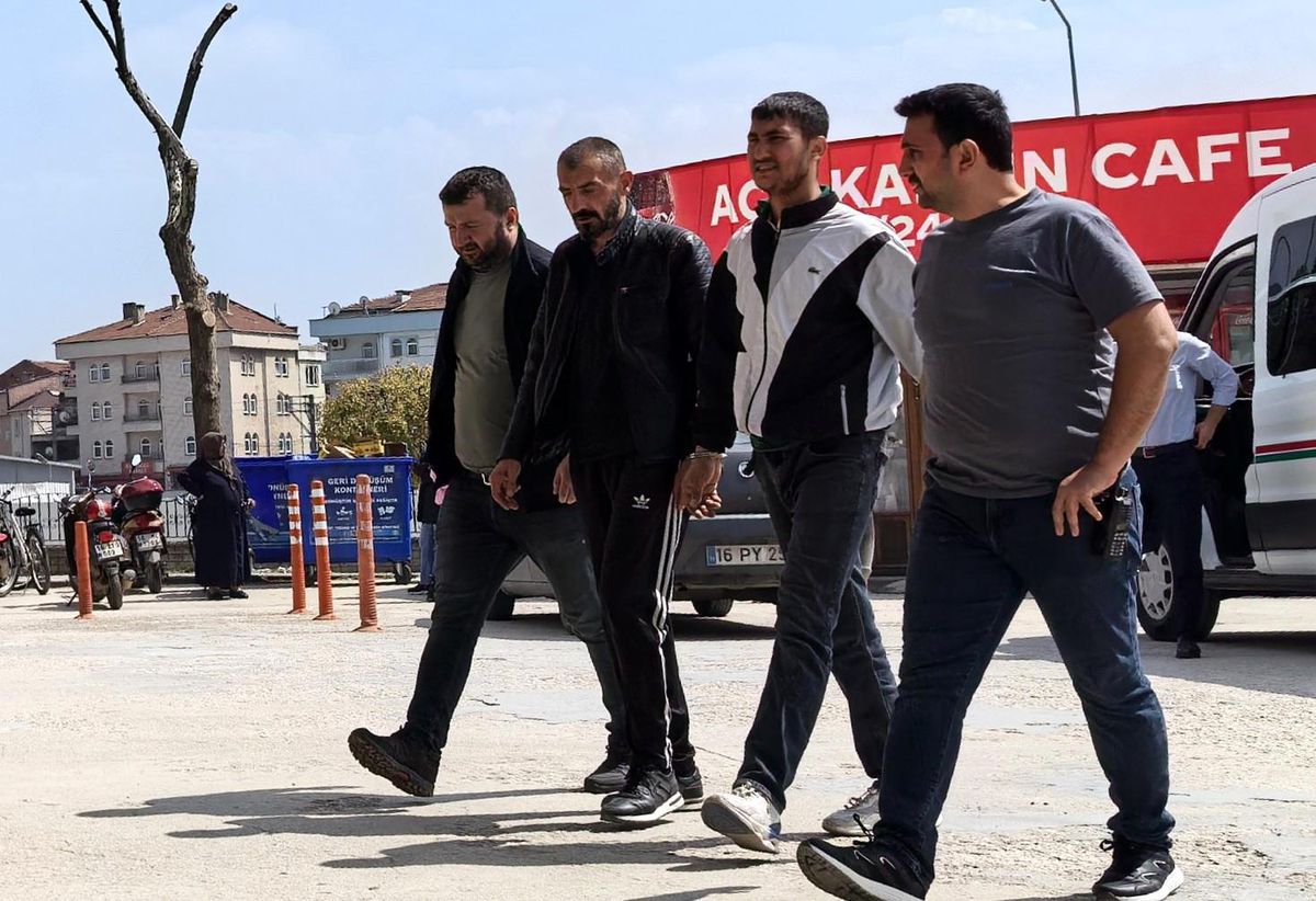 İnegöl\'de Adam Öldürme ve Hırsızlık Şüphelileri Yakalandı
