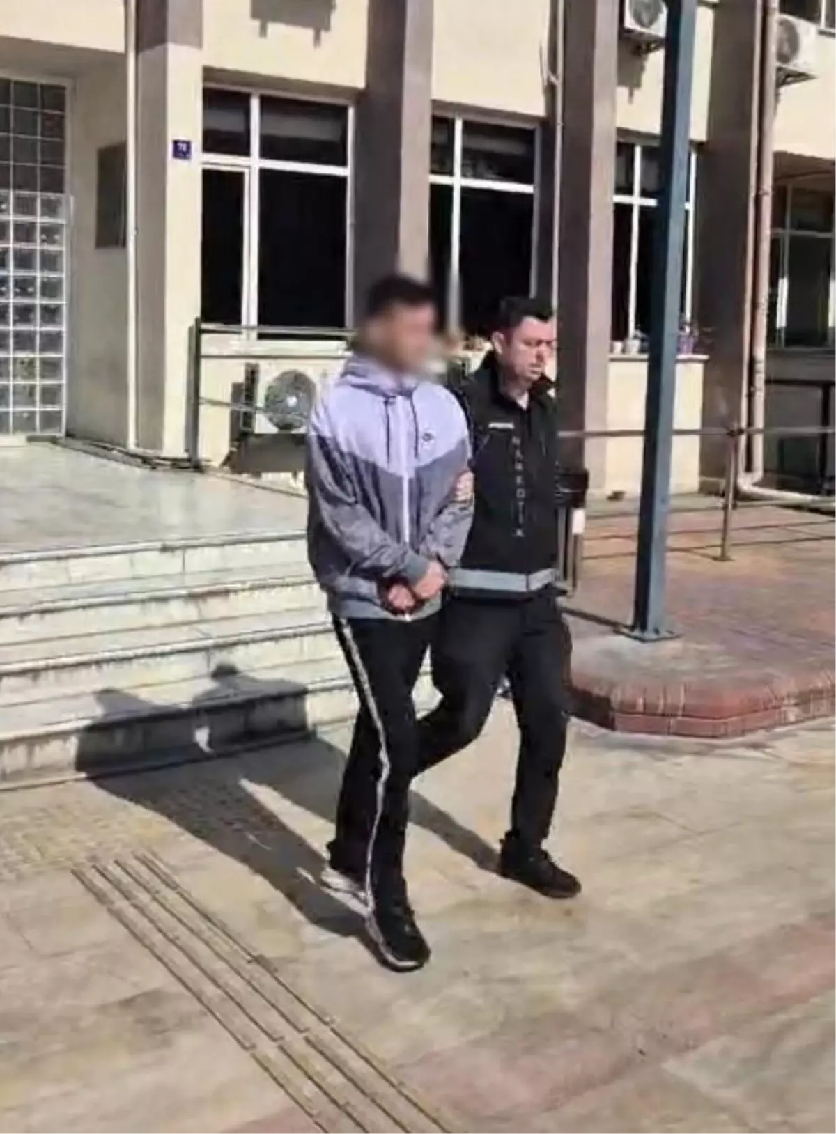 Aydın\'da Uyuşturucu Operasyonu: 2 Gözaltı