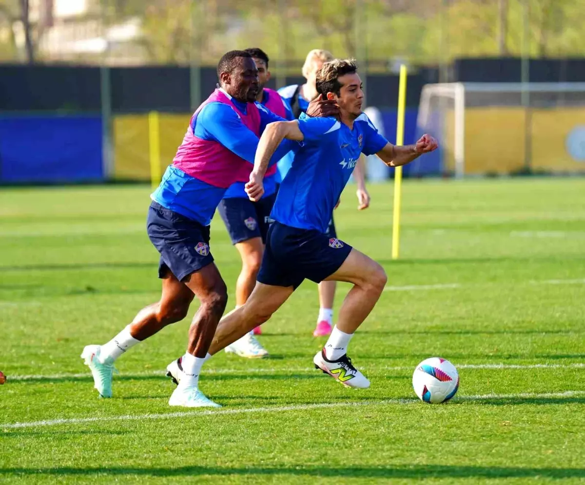 Eyüpspor, Galatasaray\'a Hazır