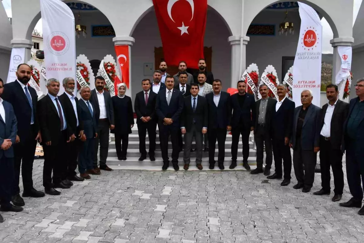Malatya\'da Levent Camii İbadete Açıldı