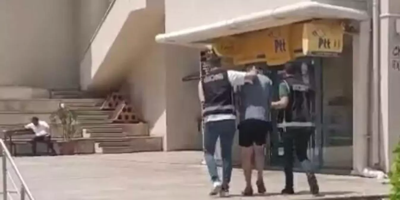 Marmaris\'te Sahte Pound Skandalı