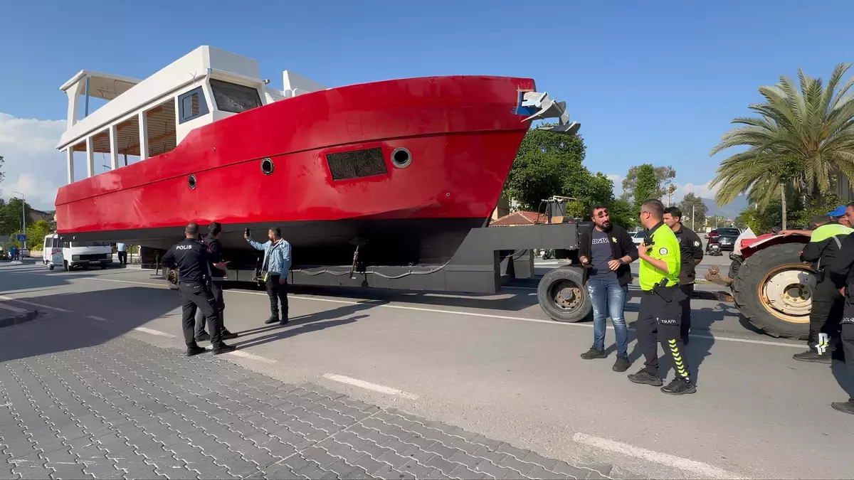 Tekne Römorkuna Çıkmaya Çalışan Adam Hayatını Kaybetti
