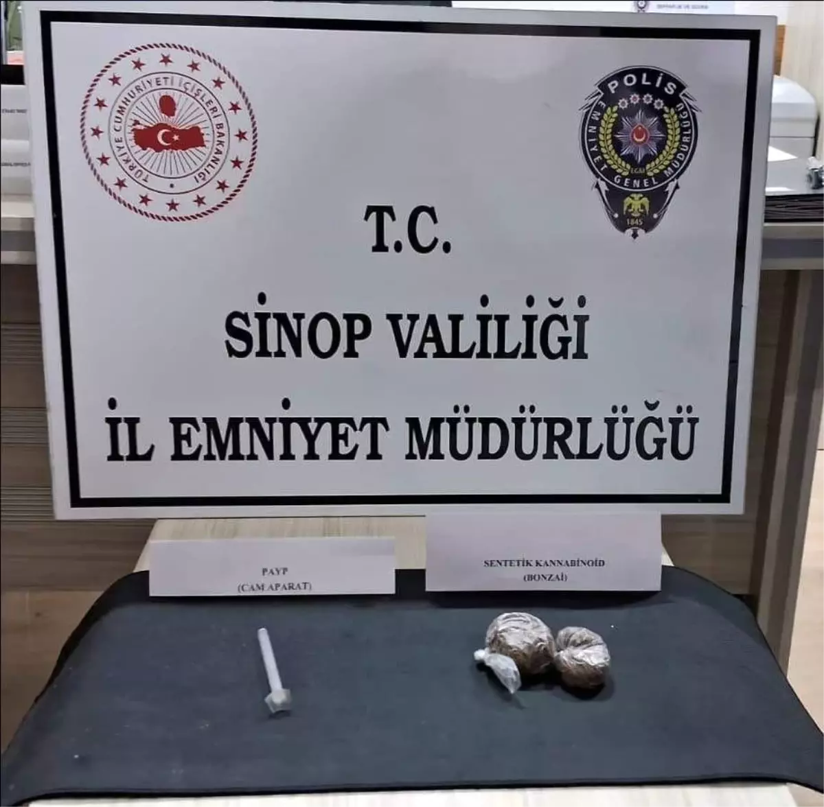 Sinop\'ta Uyuşturucu ve Silah Operasyonu