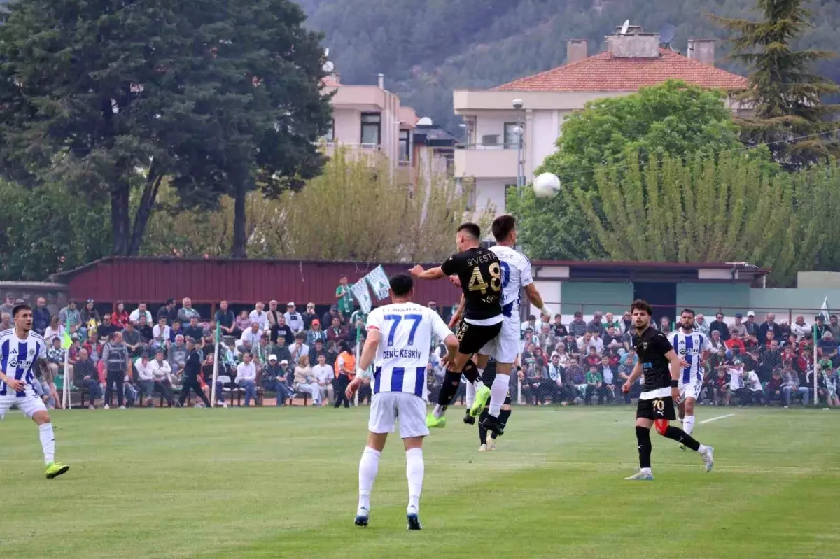 Muğlaspor, Mazıdağı Fosfat\'a 3-0 Yenildi