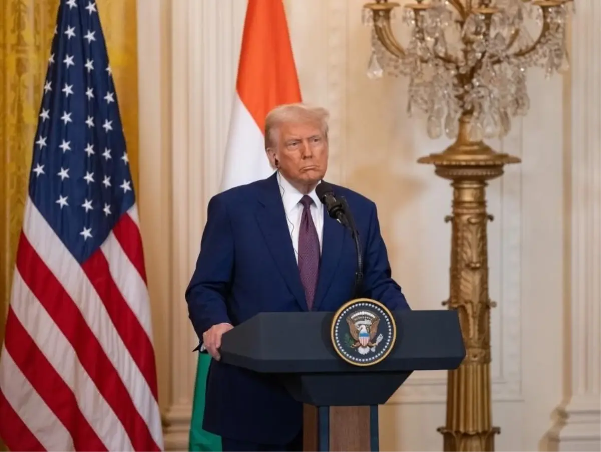 Trump\'tan Zelenskiy\'e Nadir Eşya Çağrısı