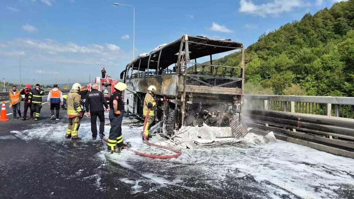 Bolu Dağı\'nda Otobüs Yangını