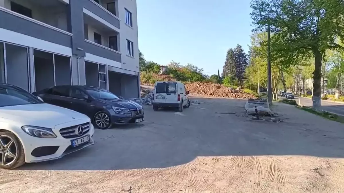 Yalova\'da Bıçaklı Saldırı: Mobbing İddiası