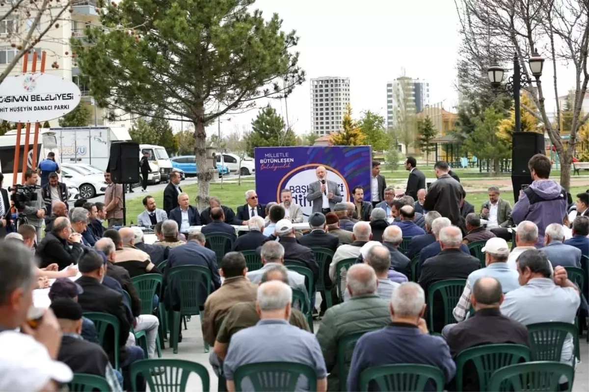 Başkan Çolakbayrakdar, Zümrüt Mahallesi\'nde Vatandaşlarla Buluştu