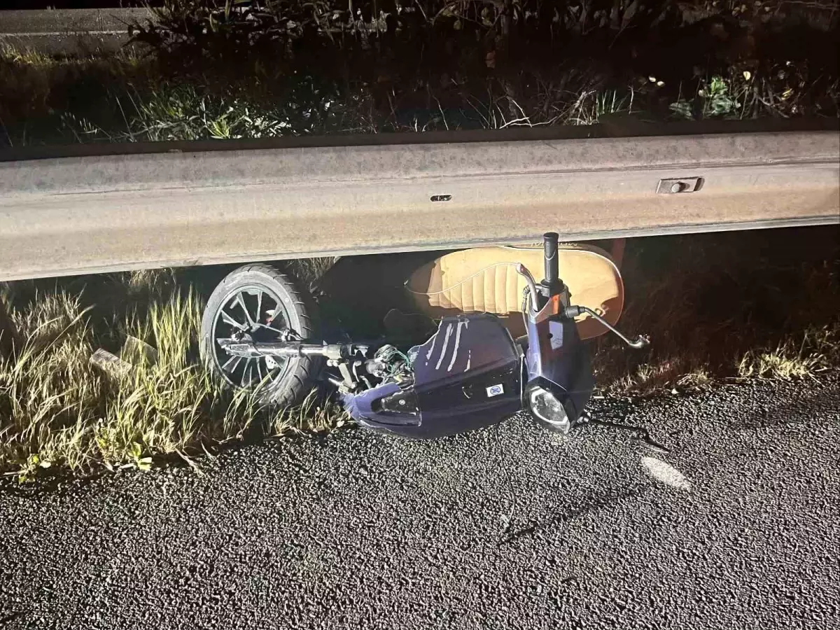 Motosiklet Tıra Çarptı, Sürücü Hayatını Kaybetti