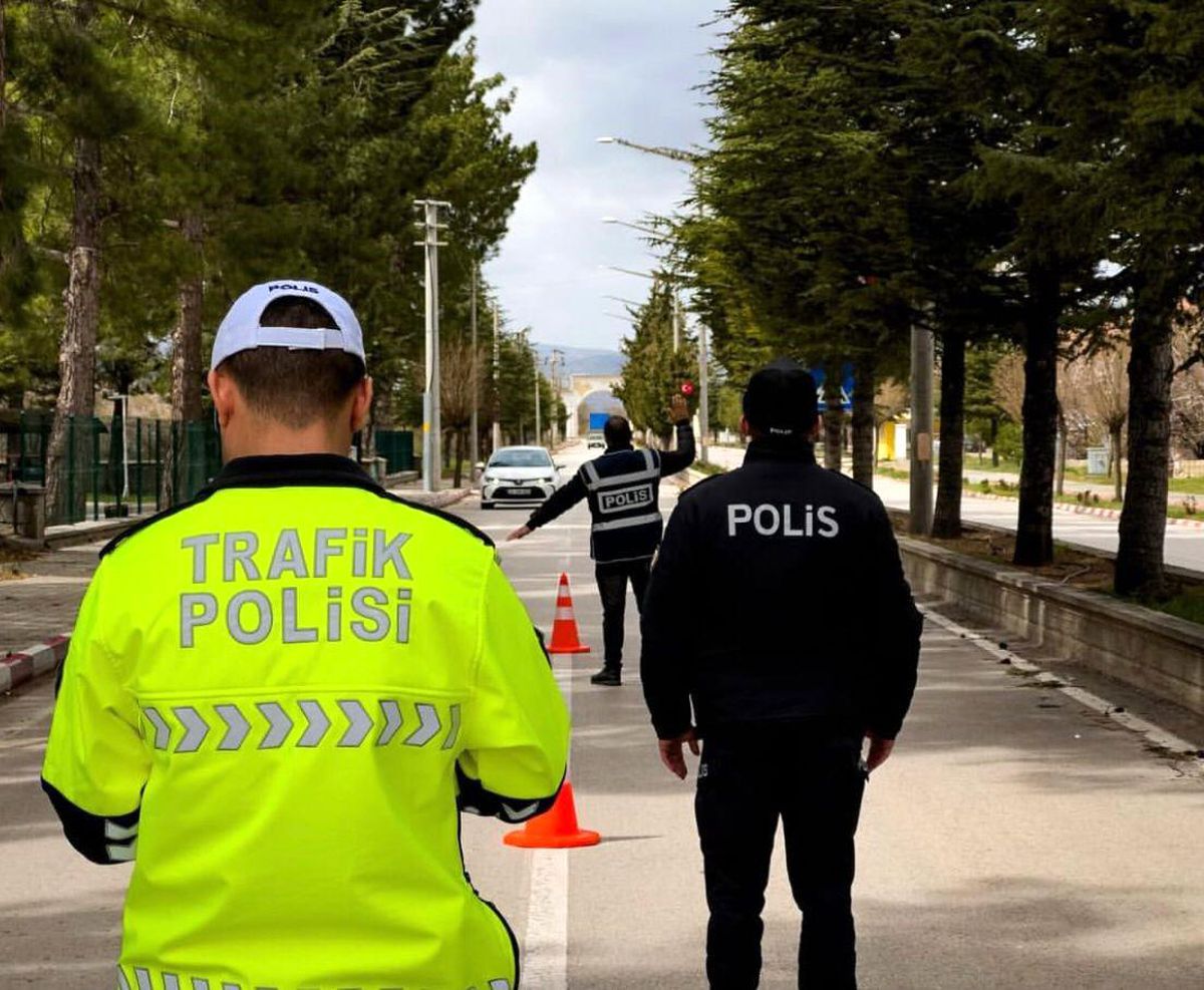 Isparta\'da 40 Aranan Kişi Yakalandı