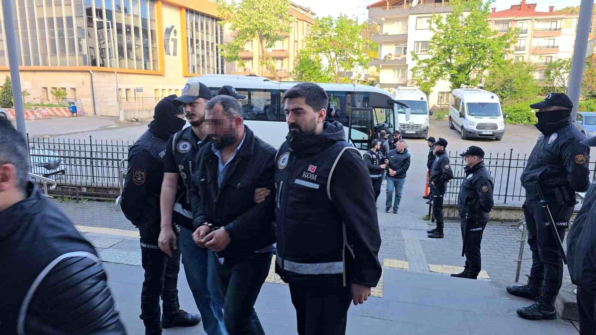 Zonguldak\'ta Silah Kaçakçılığı Operasyonu