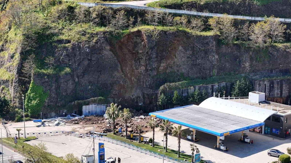Samsun\'da Heyelan Faciası: 2 Gözaltı