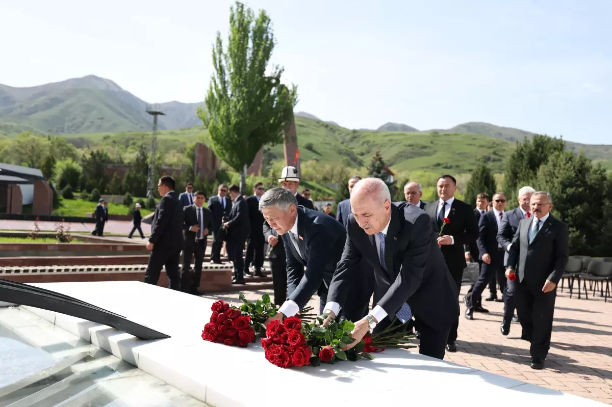 Kurtulmuş Kırgızistan\'da Anıtları Ziyaret Etti
