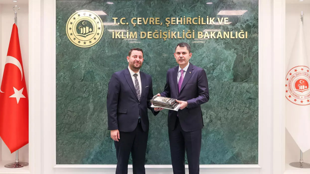 TİP'li başkandan Bakan Kurum'a ziyaret! Aralarındaki diyalog bomba
