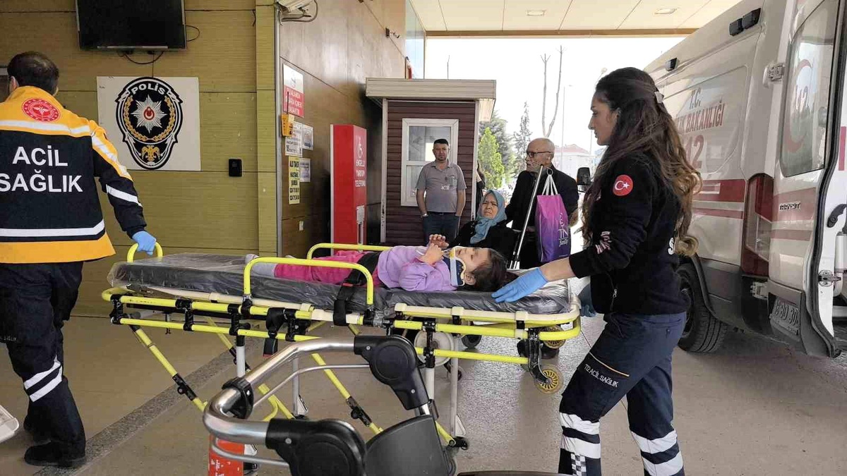 İnegöl\'de 2 Yaşındaki Çocuk Pencereden Düştü
