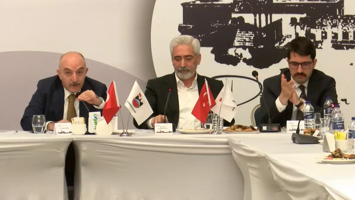 Diyarbakır\'da Türkiye Yüzyılı Vizyonu Toplantısı
