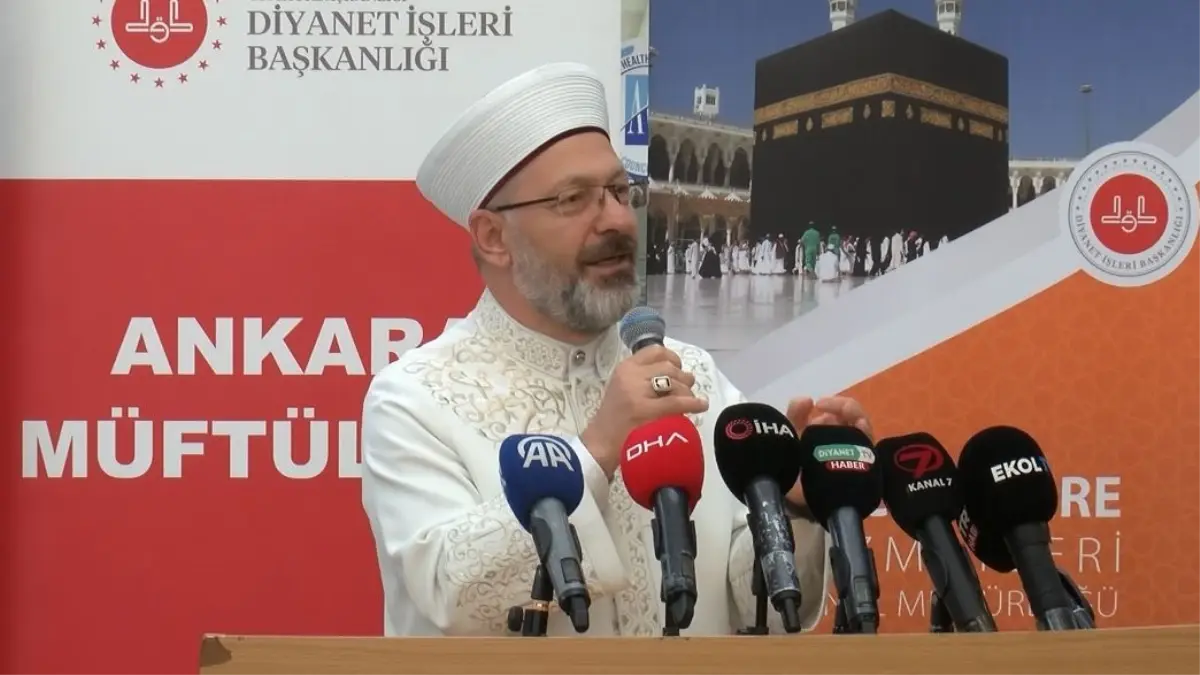Diyanet\'ten Hacı Adaylarına Uğurlama Töreni