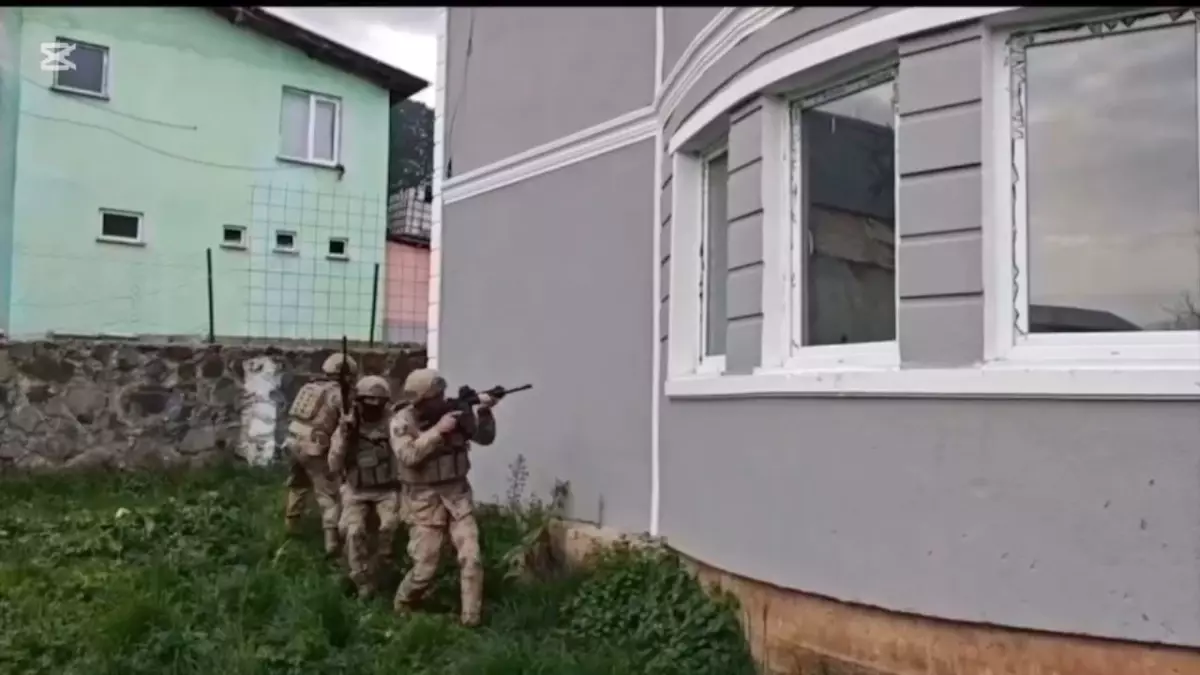 Silah Kaçakçılığına Operasyon: 9 Gözaltı