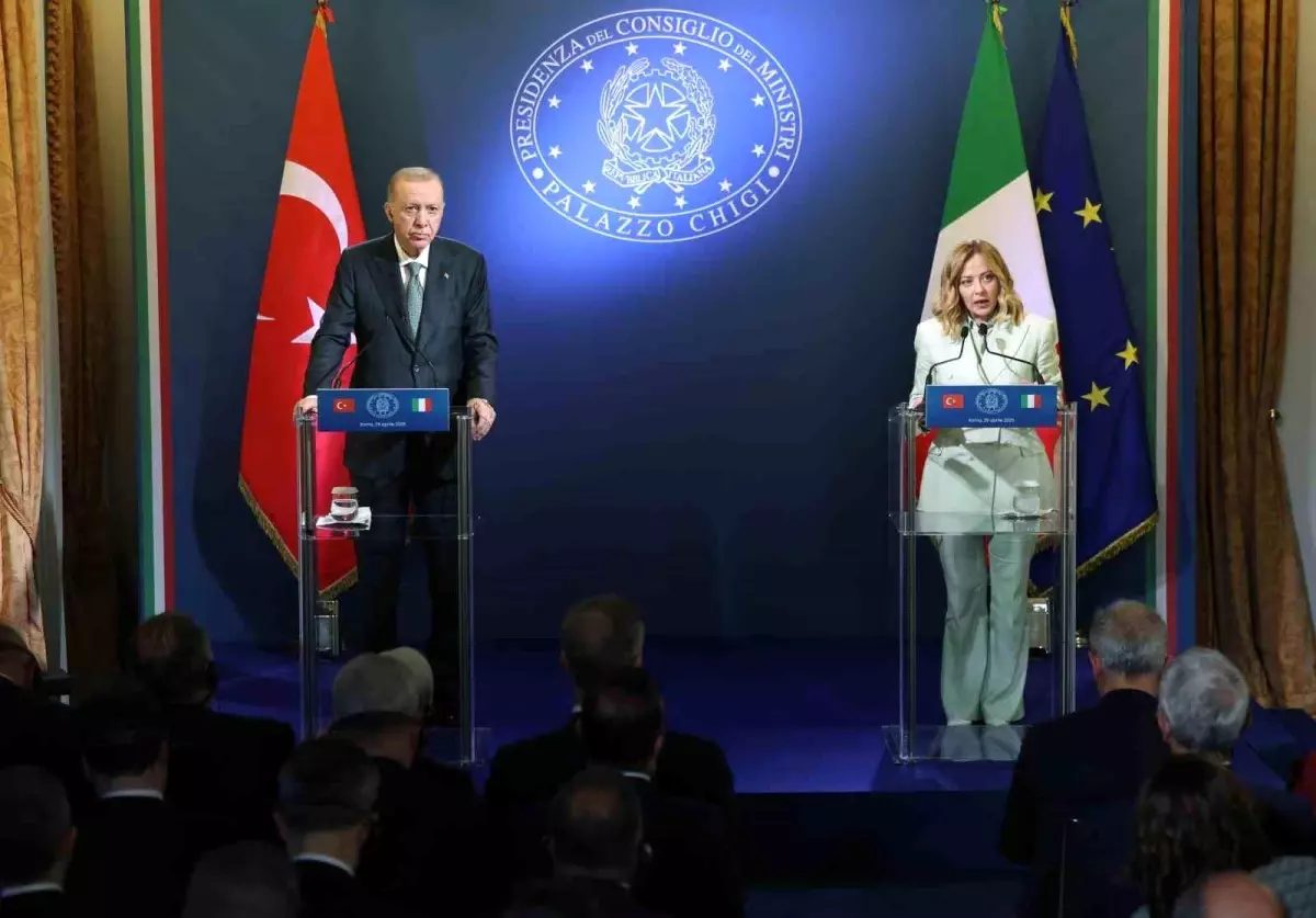 Cumhurbaşkanı Erdoğan: "İtalya ile savunma sanayi alanında iş birliğimizi güçlendirmeye devam edeceğiz"