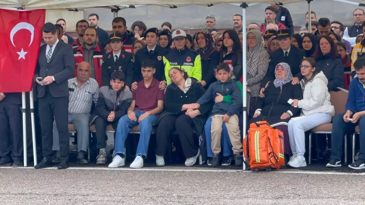 Şehit Jandarma Astsubay Memleketine Uğurlandı
