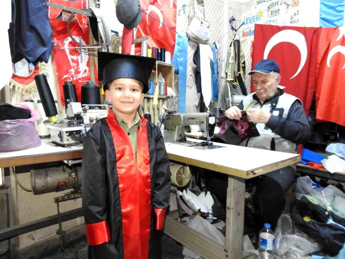 68 Yıldır Cübbe Diken Usta Terzi: Recep Çikolar