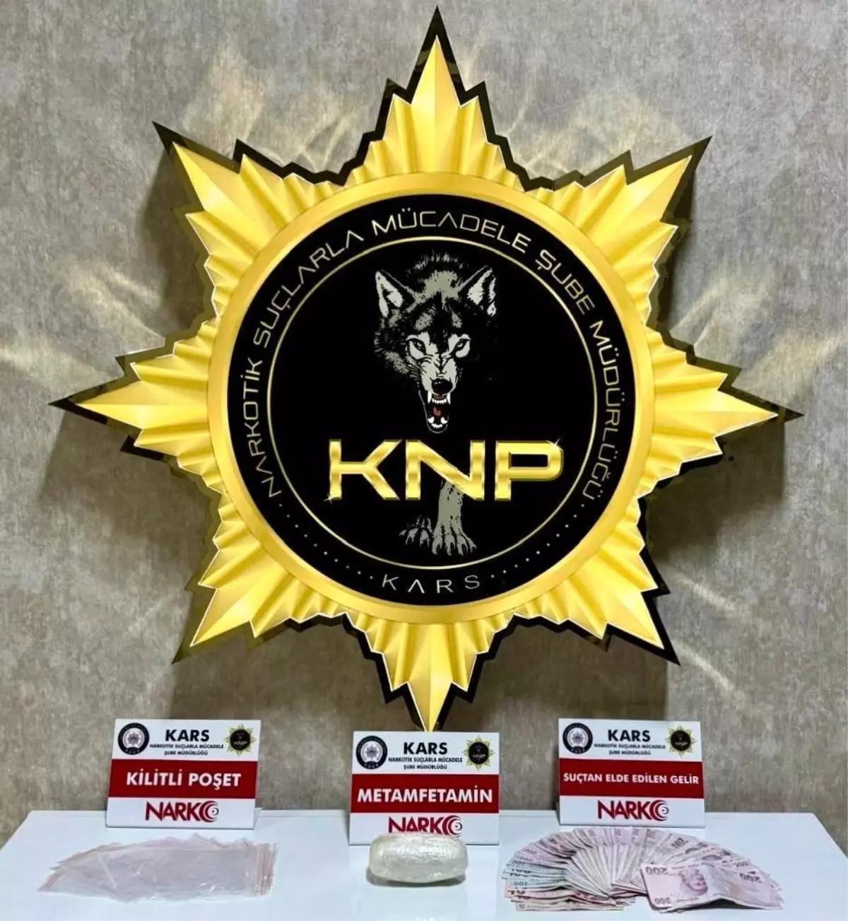 Kars\'ta Uyuşturucu Operasyonu: İki Tutuklama