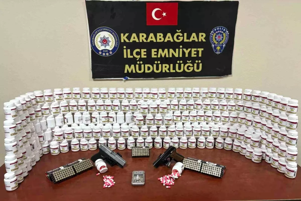 İzmir\'de Uyuşturucu Ticareti Yapan Şüpheli Yakalandı