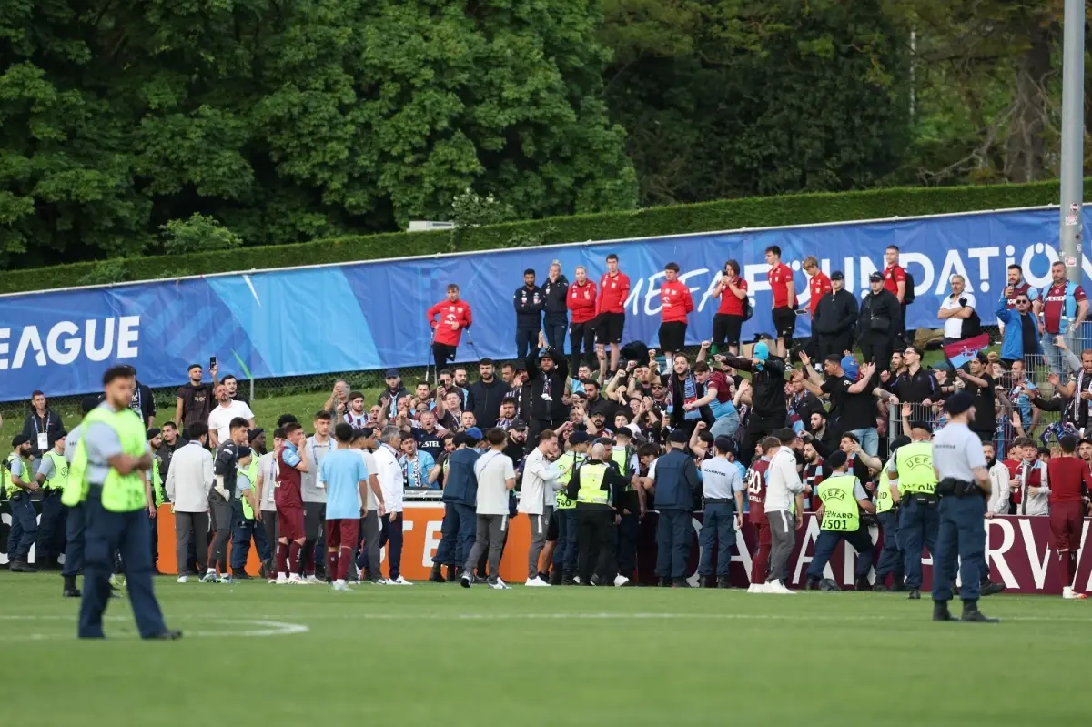 Trabzonspor U19, Barcelona\'ya Yenildi