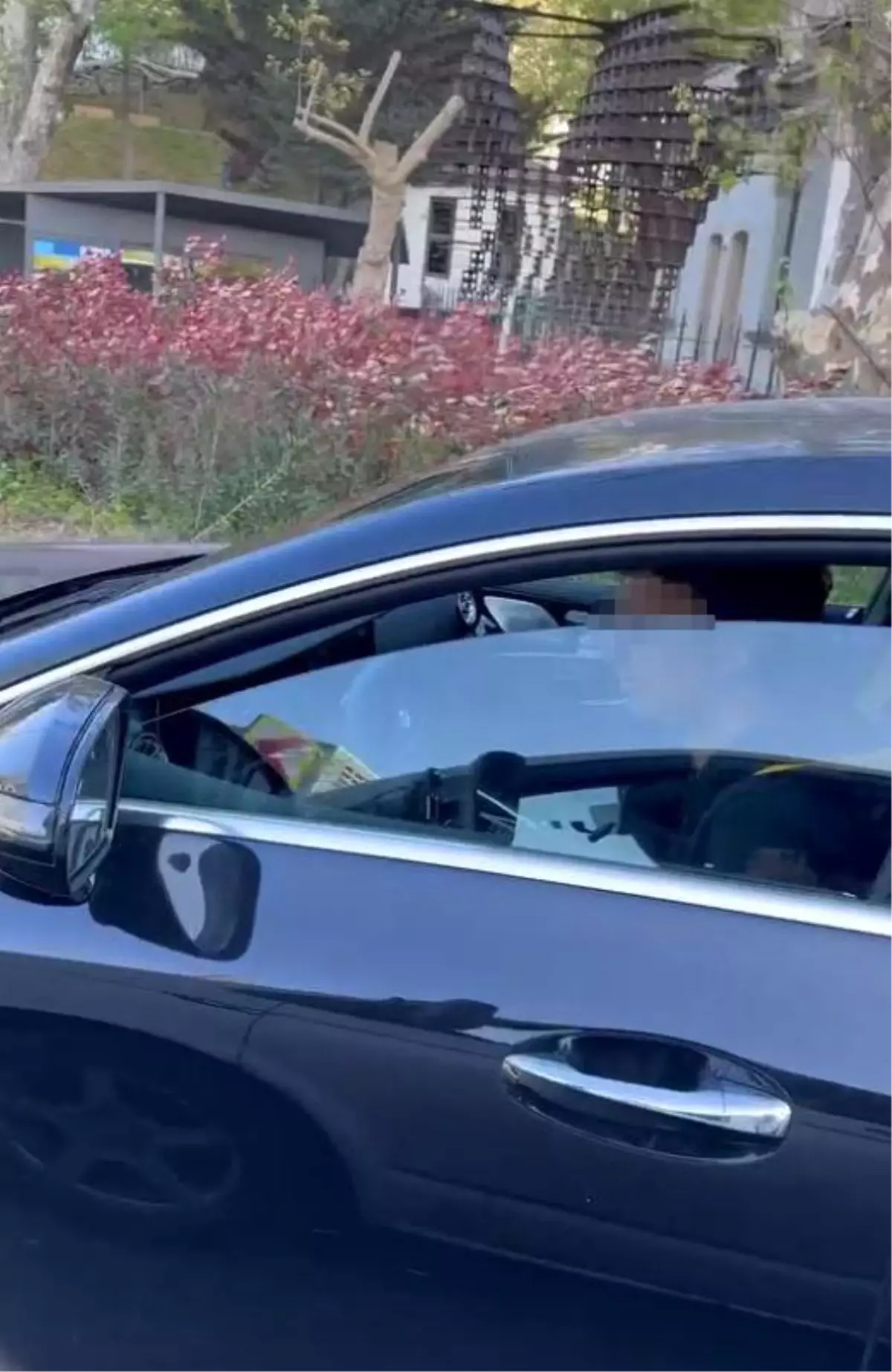 Çakarlı araçla trafikte ceza