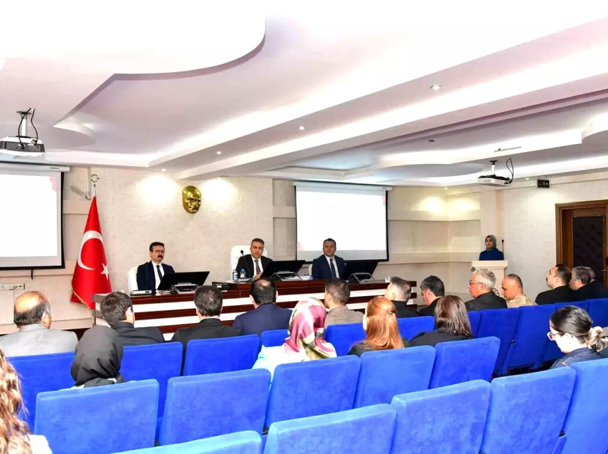 Ardahan\'da Kadına Yönelik Şiddetle Mücadele Toplantısı