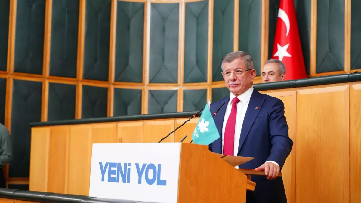 Arıkan, Babacan ve Davutoğlu, Yeni Yol grup toplantısında konuştu