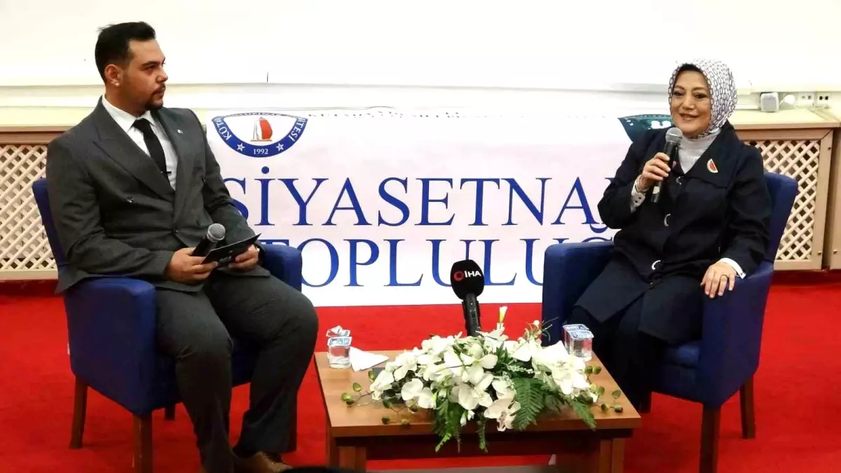 Kütahya\'da \'Siyasette Kadın\' Paneli