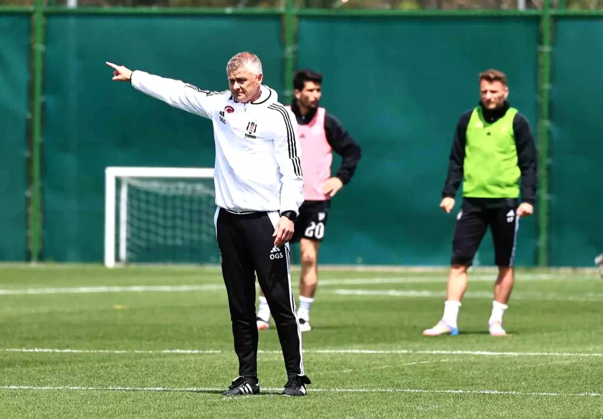 Beşiktaş Fenerbahçe Derbisi İçin Hazırlanıyor