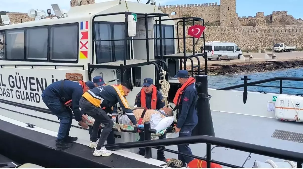 Bozcaada\'da Solunum Yetmezliği Olan Hasta Tahliye Edildi