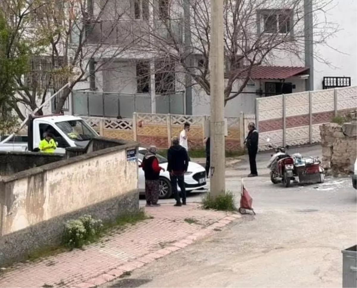 Elazığ’da Motosiklet ile Otomobil Çarpıştı