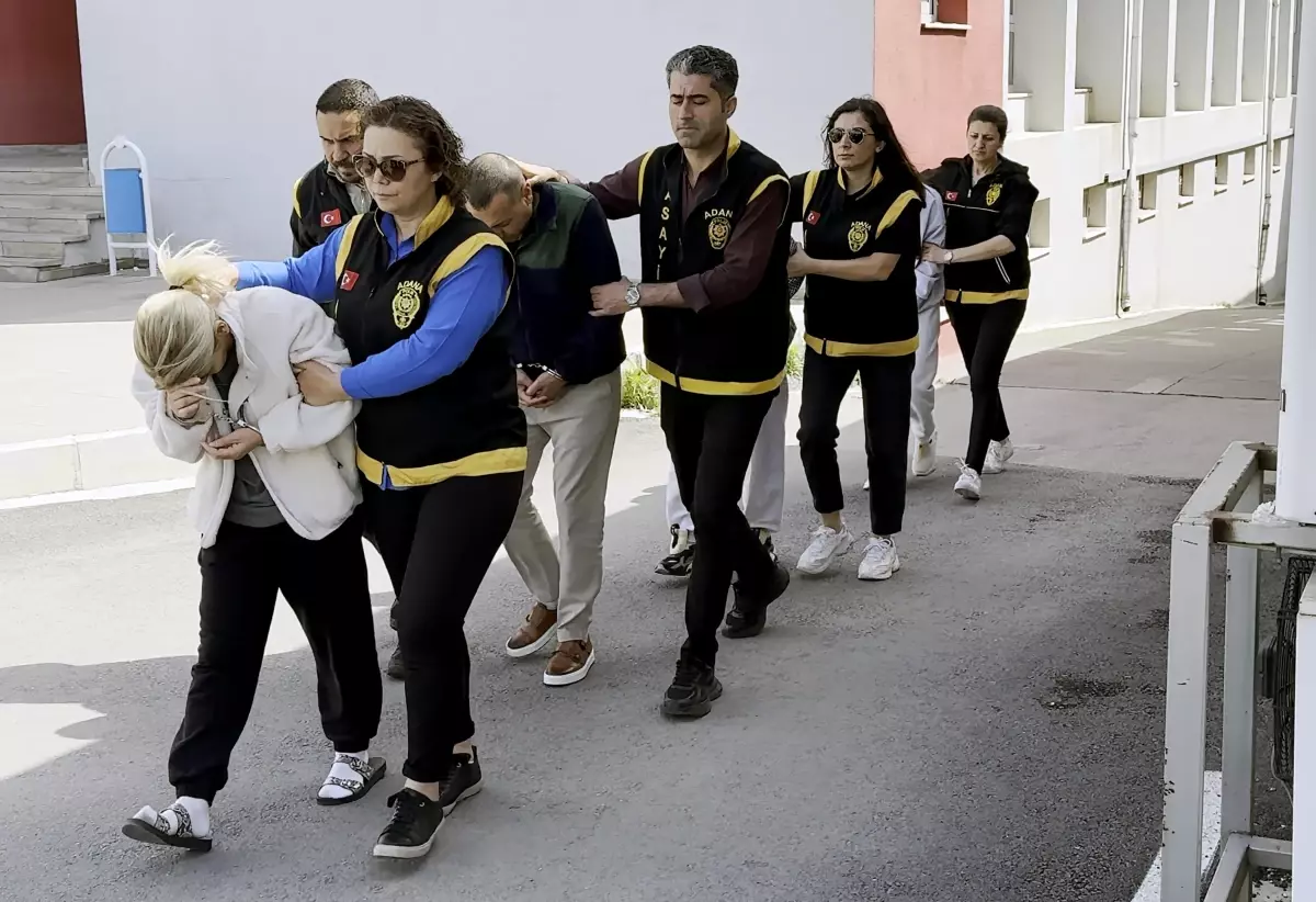 Adana\'da Fuhuş Operasyonu: 10 Gözaltı