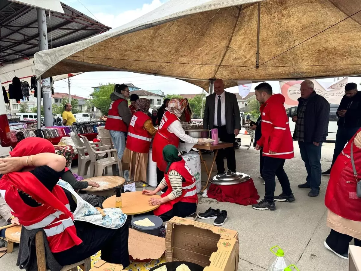 Çilimli\'de Kardeşlik ve Dayanışma Panayırı