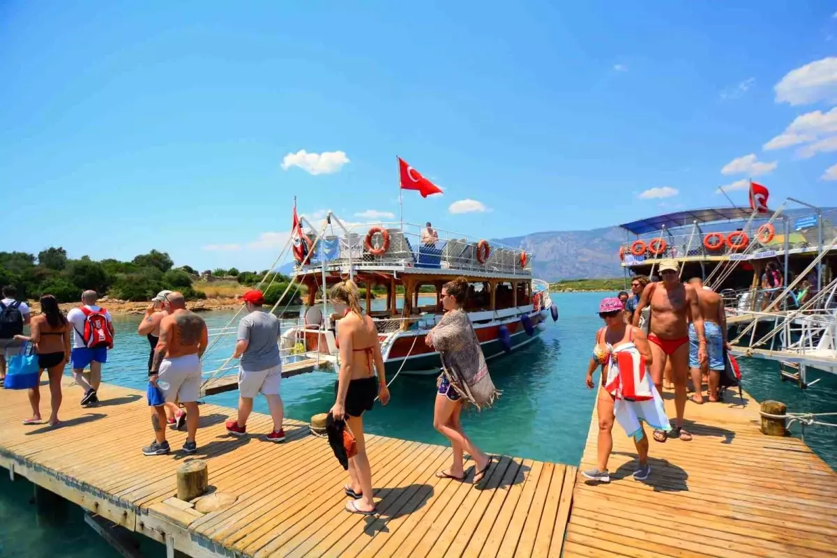 Muğla\'ya Yabancı Turist Akını