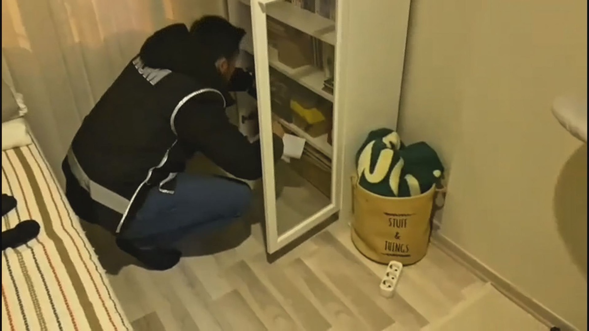 FETÖ\'ye Bağlı 18 Doktora Operasyon